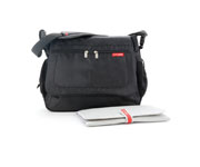 SkipHop Via Messenger Black Stroller Bag Negro