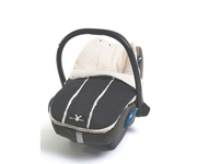 Classic Black Wallaboo Newborn Footmuff