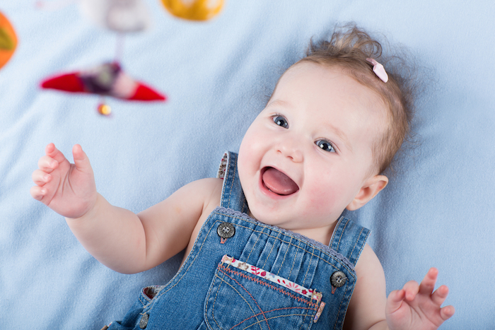 Beneficios de los móviles para bebés - Chupetes Personalizados - El blog de  Tutete