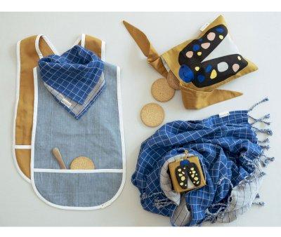 Babero Cruzado Blue Spruce Personalizado