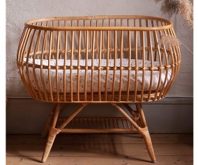 Rattan Oval Baby Cot