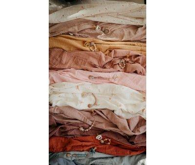 Mussolina Mushie Swaddle Rainbow