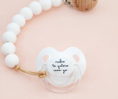 Coffret cadeau attache-sucette Personne ne t\'aime comme moi