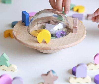 Juego de Equilibro Ovni
