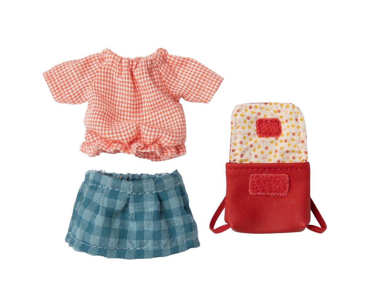 Ropa y Mochila Roja para Ratn Hermana Mayor