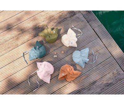 Gorrita Flap con Proteccin Solar Milky