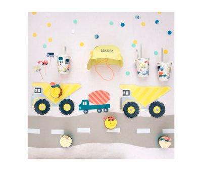8 Bicchieri Carta Construction