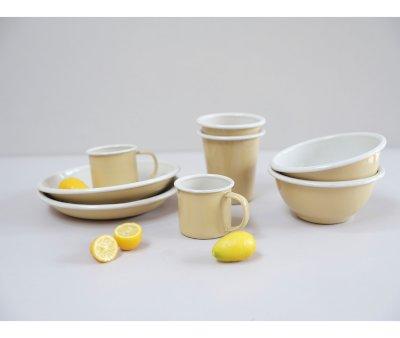 2 Platos Esmalte Pale Yellow