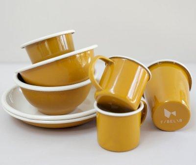2 taas Esmalte Pale Yellow