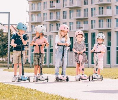 Trottinette Highwaykick Three Blueberry avec des lumires LED