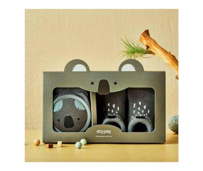Set Ginocchiere + Babbucce Attipas Koala