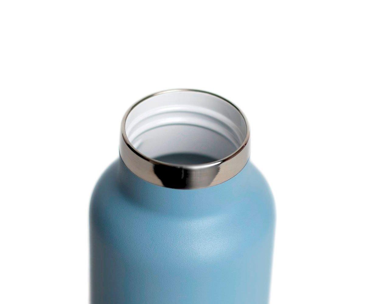 botella termica garrafa termica color azul plastico y corcho para