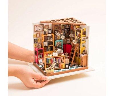Maqueta a Escala Estudio de Sam DIY