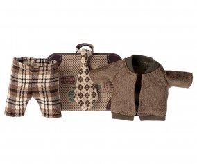 Maleta con Chaqueta, Pantaln y Corbata Abuelo Ratn